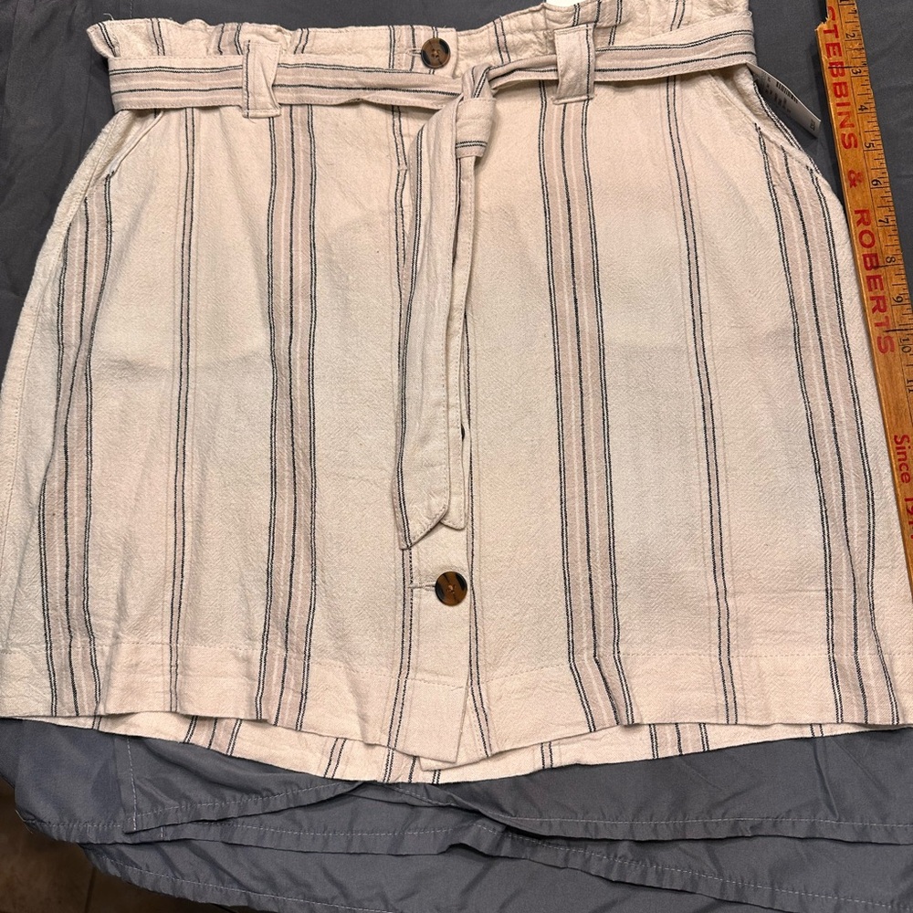 Maurices Cream and Black Striped Skirt